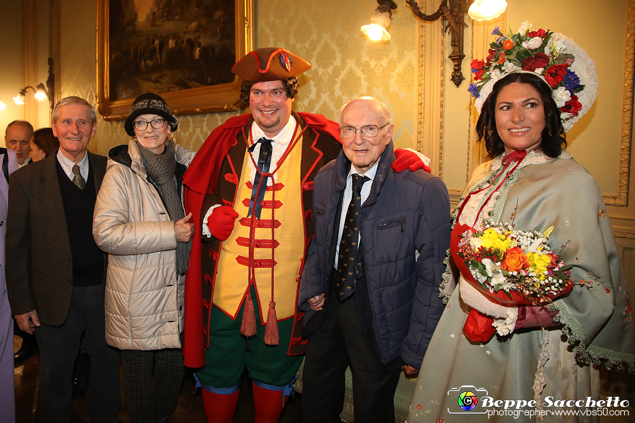 VBS_3679 - Investitura Ufficiale Gianduja e Giacometta Famija Turineisa - Carnevale di Torino 2024.jpg